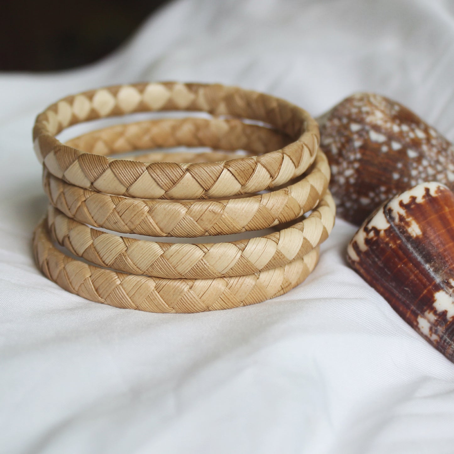 (PRE-ORDER) Thick Lauhala Bangle