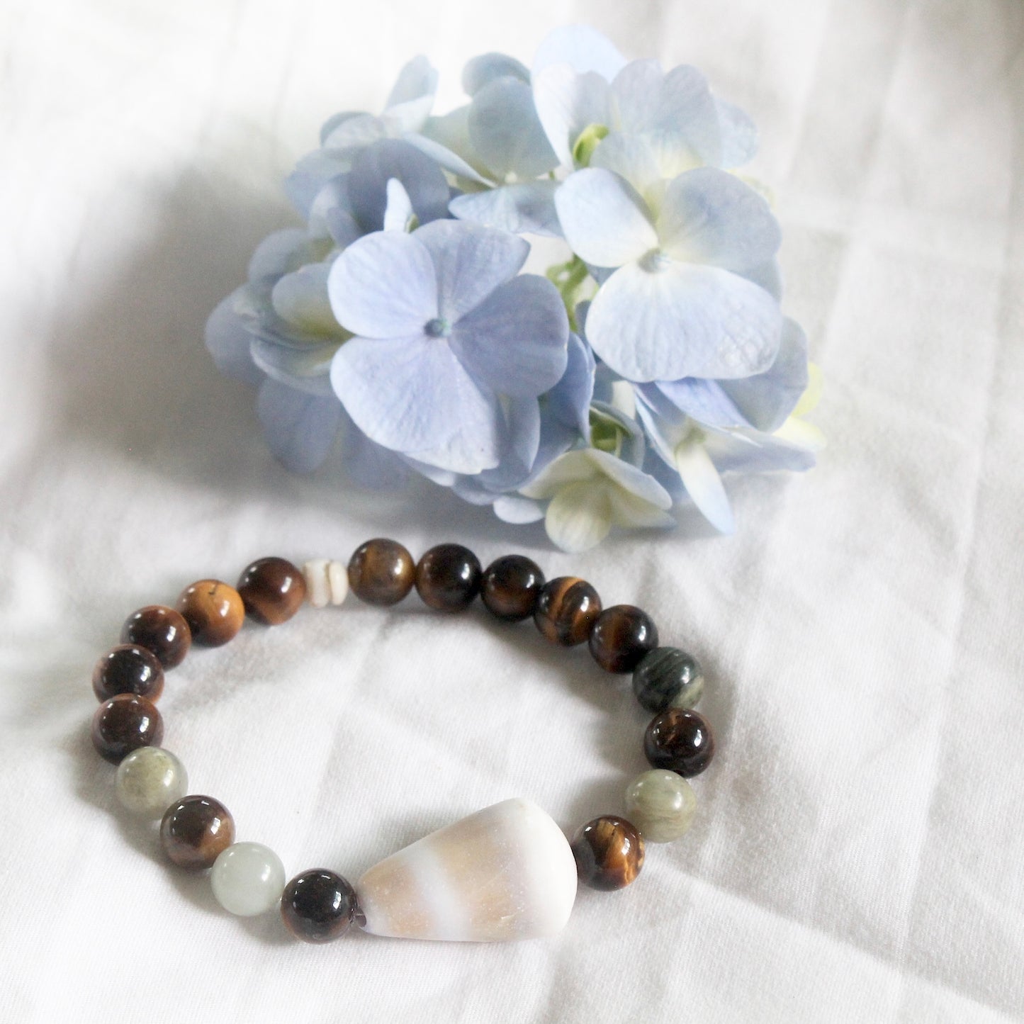 Cone Shell Stretch Bracelet
