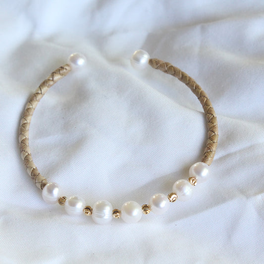 Lauhala Fresh water Pearl Cuff