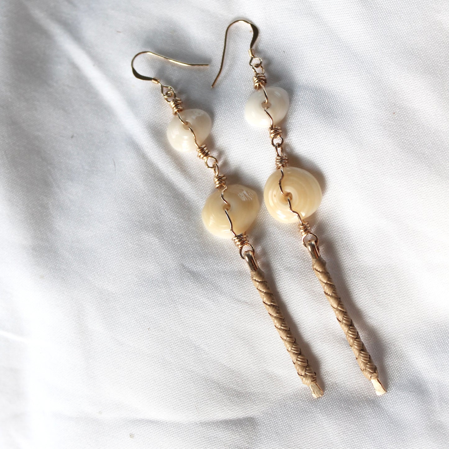 Lauhala Puka Shell Bar Earrings